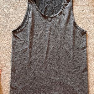 Men’s lululemon tank - gray
